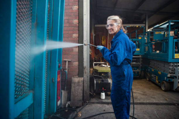 Why Choose Our Certified Pressure Washing Experts for Your Project Needs in Heceta Beach, OR?